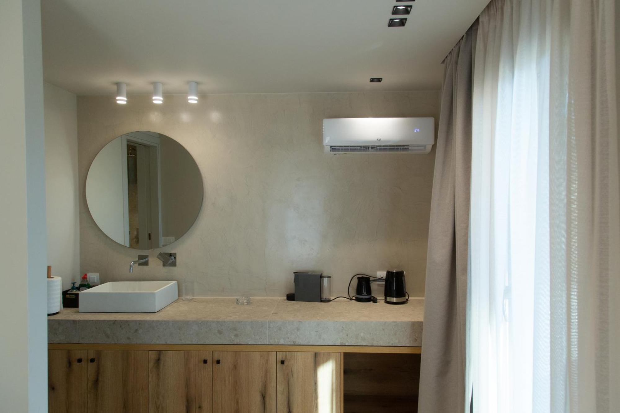 ניקיטי Νεακιτοσ Luxury Apartments מראה חיצוני תמונה