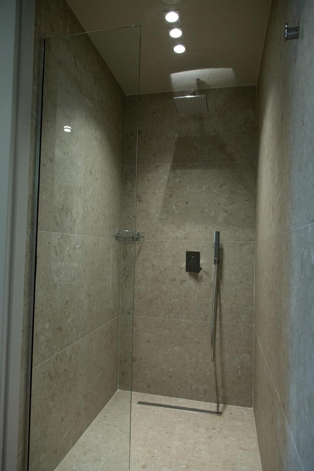 ניקיטי Νεακιτοσ Luxury Apartments מראה חיצוני תמונה